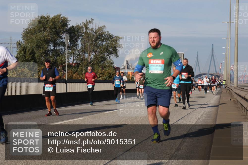 03.10.2025 - Köhlbrandbrückenlauf Luisa Fischer http://msf.ph/oto/9015351 03.10.2025 11:00:16 Position 3 1213 meine-sportfotos.de