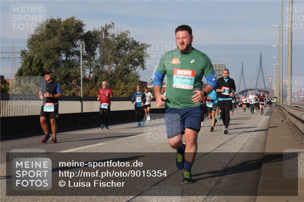03.10.2025 - Köhlbrandbrückenlauf Luisa Fischer http://msf.ph/oto/9015354 03.10.2025 11:00:16 Position 3 1213 meine-sportfotos.de