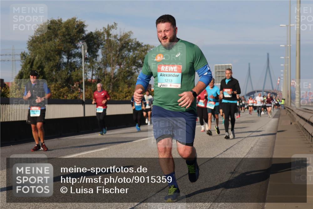 03.10.2025 - Köhlbrandbrückenlauf Luisa Fischer http://msf.ph/oto/9015359 03.10.2025 11:00:17 Position 3 1213 meine-sportfotos.de