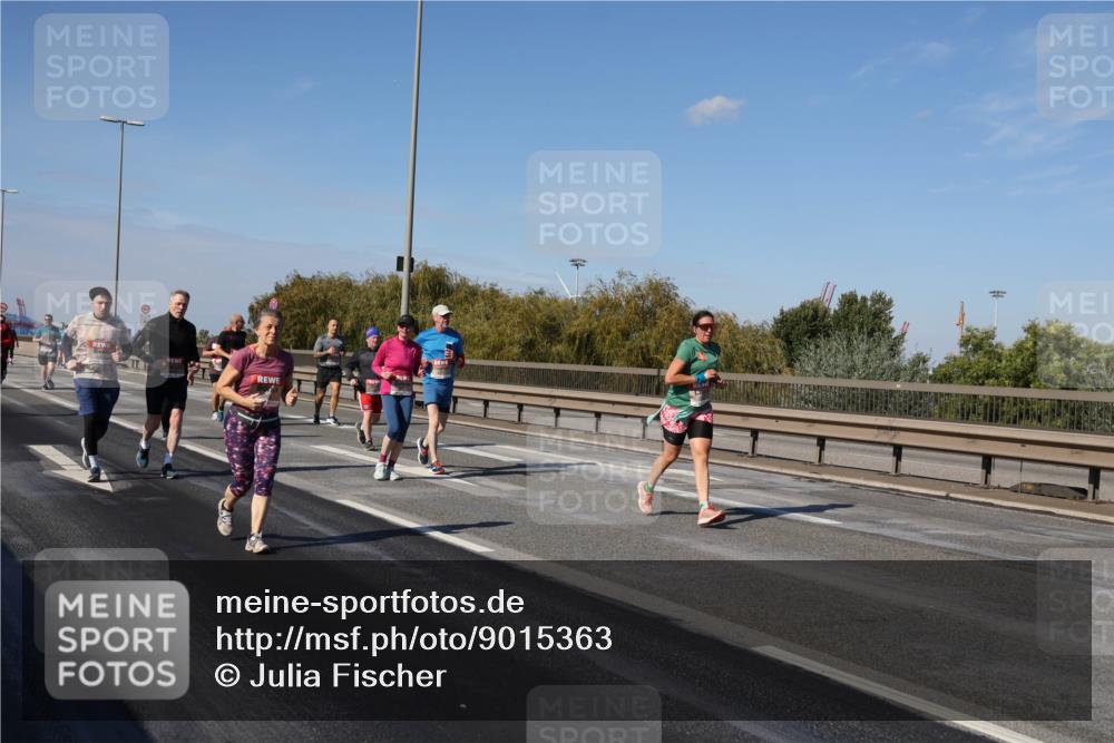 03.10.2025 - Köhlbrandbrückenlauf Julia Fischer http://msf.ph/oto/9015363 03.10.2025 13:13:11 Position 3  meine-sportfotos.de
