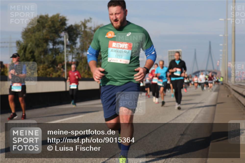 03.10.2025 - Köhlbrandbrückenlauf Luisa Fischer http://msf.ph/oto/9015364 03.10.2025 11:00:17 Position 3 1213 meine-sportfotos.de