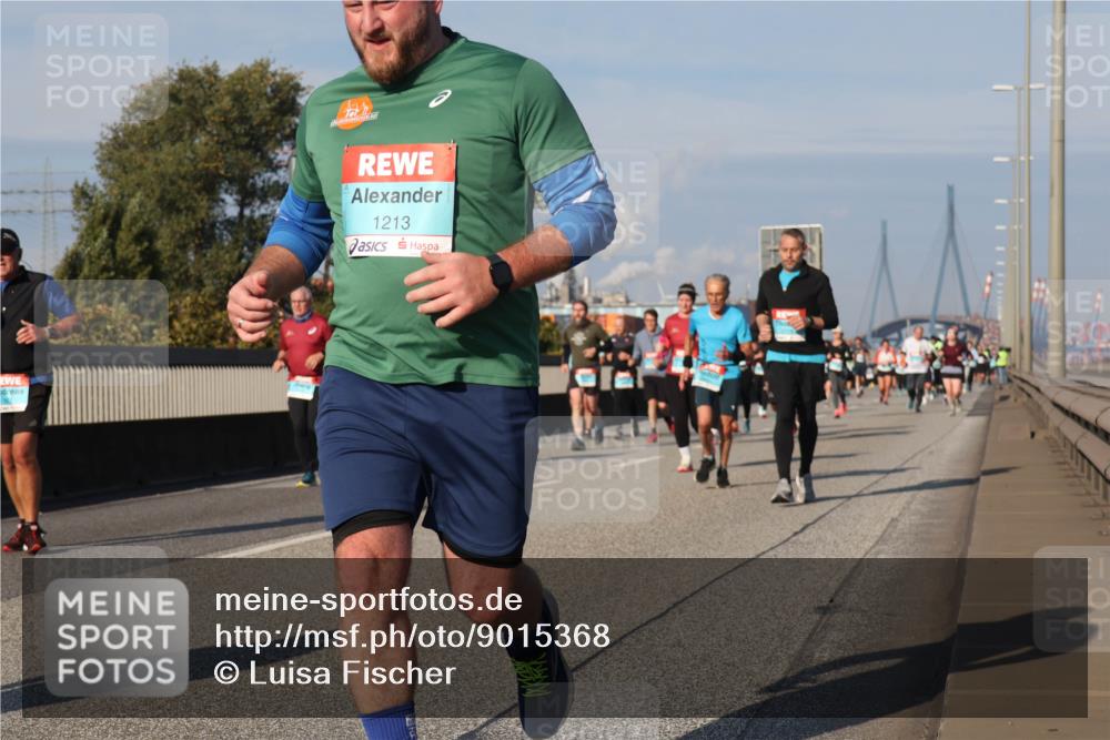 03.10.2025 - Köhlbrandbrückenlauf Luisa Fischer http://msf.ph/oto/9015368 03.10.2025 11:00:17 Position 3 1213 meine-sportfotos.de