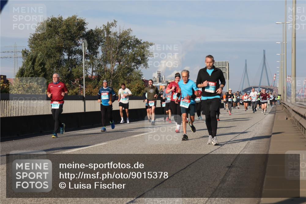 03.10.2025 - Köhlbrandbrückenlauf Luisa Fischer http://msf.ph/oto/9015378 03.10.2025 11:00:18 Position 3  meine-sportfotos.de