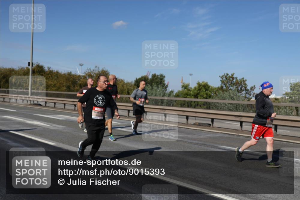 03.10.2025 - Köhlbrandbrückenlauf Julia Fischer http://msf.ph/oto/9015393 03.10.2025 13:13:16 Position 3 6103 meine-sportfotos.de