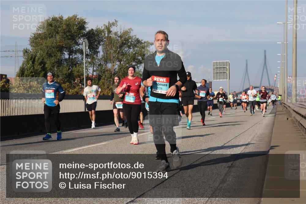03.10.2025 - Köhlbrandbrückenlauf Luisa Fischer http://msf.ph/oto/9015394 03.10.2025 11:00:20 Position 3 1593, 2778 meine-sportfotos.de