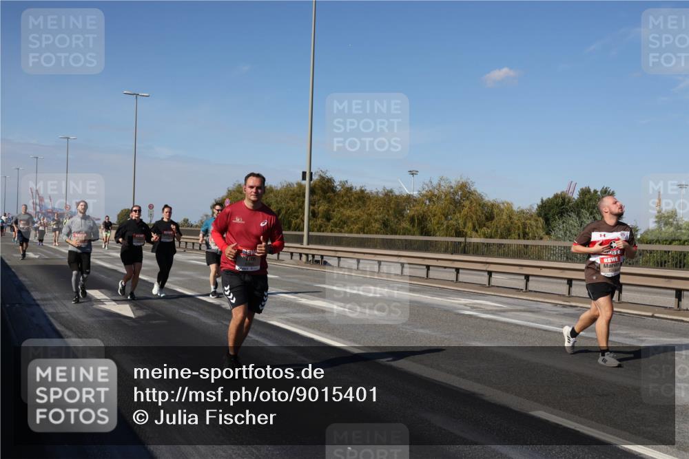 03.10.2025 - Köhlbrandbrückenlauf Julia Fischer http://msf.ph/oto/9015401 03.10.2025 13:13:17 Position 3  meine-sportfotos.de