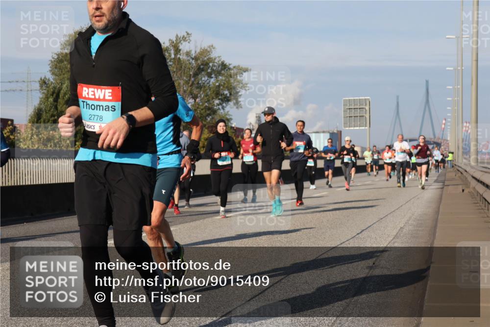 03.10.2025 - Köhlbrandbrückenlauf Luisa Fischer http://msf.ph/oto/9015409 03.10.2025 11:00:22 Position 3 2778 meine-sportfotos.de