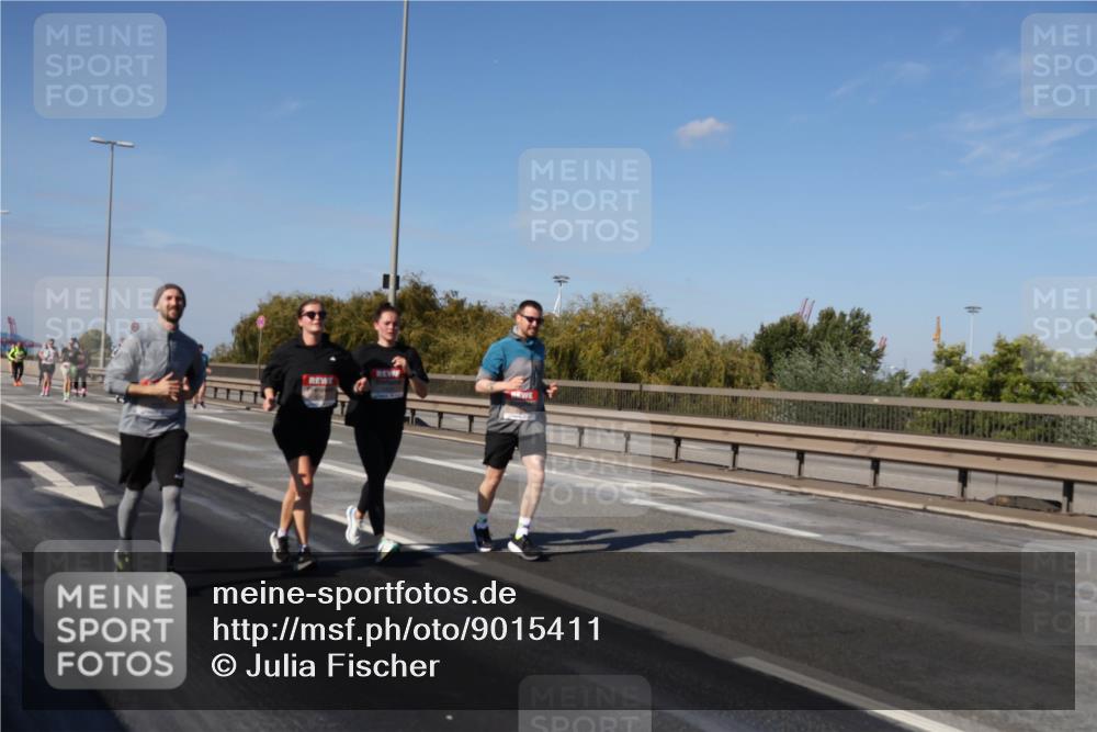 03.10.2025 - Köhlbrandbrückenlauf Julia Fischer http://msf.ph/oto/9015411 03.10.2025 13:13:20 Position 3  meine-sportfotos.de