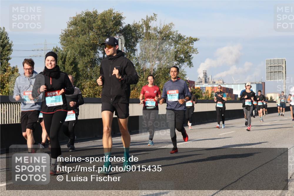 03.10.2025 - Köhlbrandbrückenlauf Luisa Fischer http://msf.ph/oto/9015435 03.10.2025 11:00:24 Position 3 3792, 2719 meine-sportfotos.de