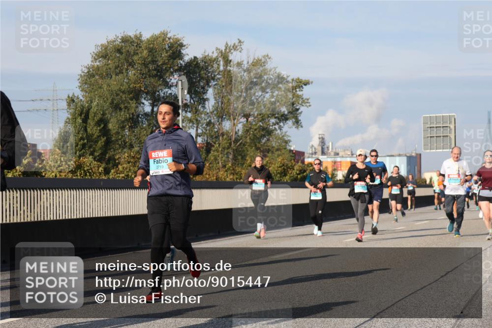 03.10.2025 - Köhlbrandbrückenlauf Luisa Fischer http://msf.ph/oto/9015447 03.10.2025 11:00:26 Position 3 2719 meine-sportfotos.de