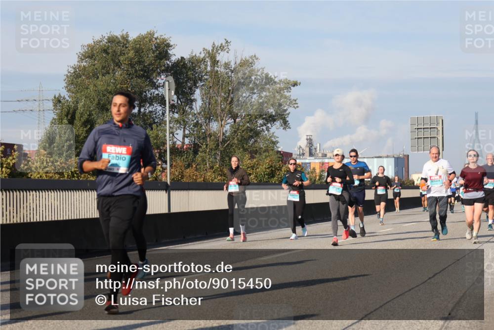 03.10.2025 - Köhlbrandbrückenlauf Luisa Fischer http://msf.ph/oto/9015450 03.10.2025 11:00:26 Position 3  meine-sportfotos.de