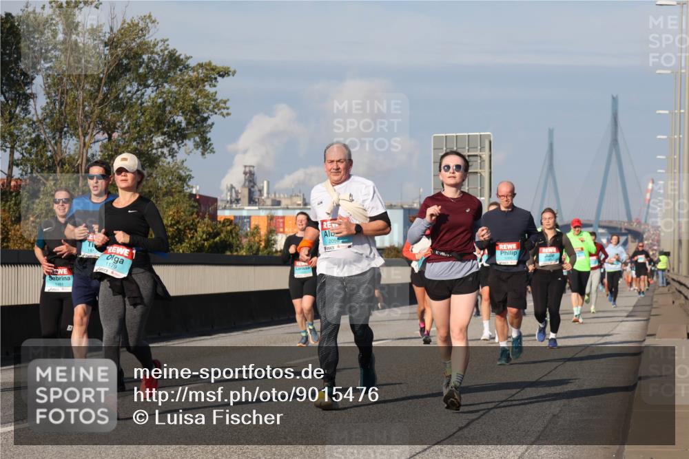 03.10.2025 - Köhlbrandbrückenlauf Luisa Fischer http://msf.ph/oto/9015476 03.10.2025 11:00:29 Position 3 1481, 1179, 2056 meine-sportfotos.de