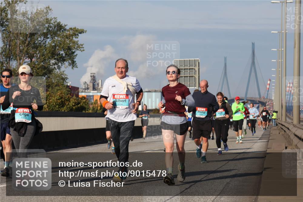 03.10.2025 - Köhlbrandbrückenlauf Luisa Fischer http://msf.ph/oto/9015478 03.10.2025 11:00:29 Position 3 1179, 2056, 1666 meine-sportfotos.de
