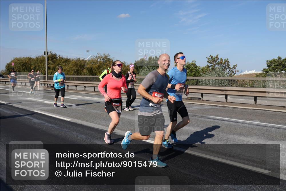03.10.2025 - Köhlbrandbrückenlauf Julia Fischer http://msf.ph/oto/9015479 03.10.2025 13:13:38 Position 3  meine-sportfotos.de