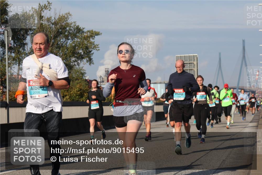 03.10.2025 - Köhlbrandbrückenlauf Luisa Fischer http://msf.ph/oto/9015495 03.10.2025 11:00:31 Position 3 2056, 819, 1666 meine-sportfotos.de
