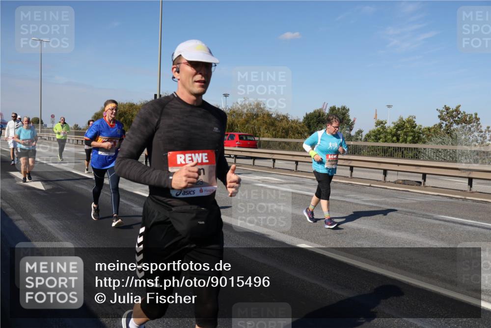 03.10.2025 - Köhlbrandbrückenlauf Julia Fischer http://msf.ph/oto/9015496 03.10.2025 13:13:41 Position 3  meine-sportfotos.de