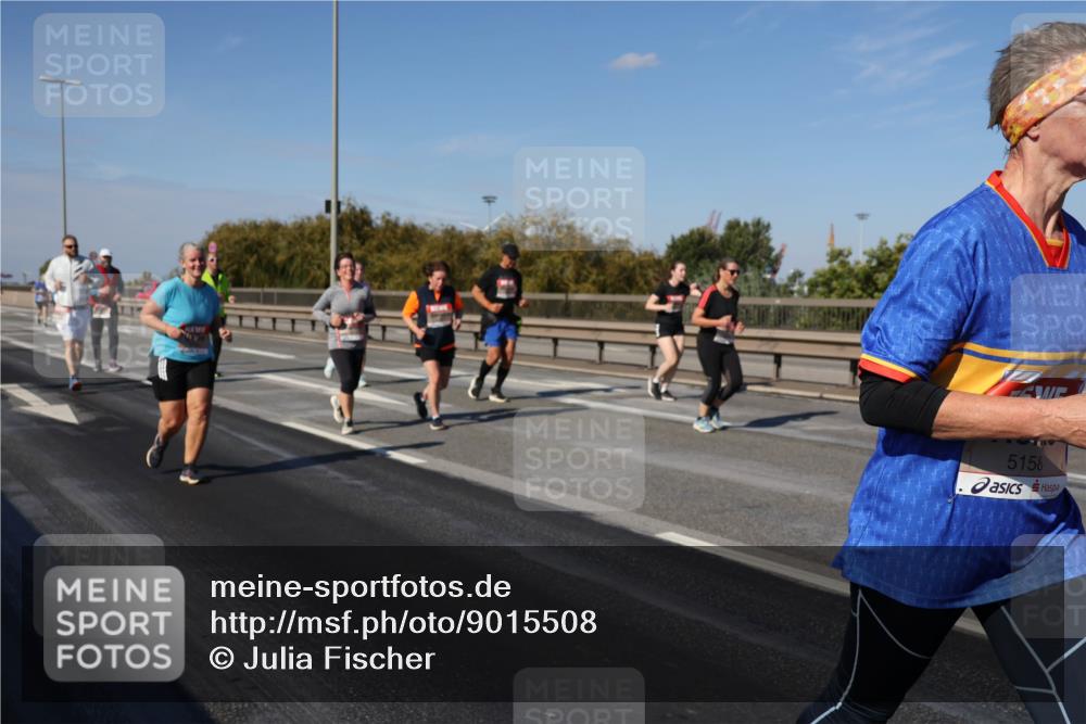 03.10.2025 - Köhlbrandbrückenlauf Julia Fischer http://msf.ph/oto/9015508 03.10.2025 13:13:43 Position 3 5158 meine-sportfotos.de