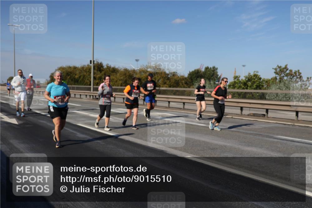 03.10.2025 - Köhlbrandbrückenlauf Julia Fischer http://msf.ph/oto/9015510 03.10.2025 13:13:44 Position 3  meine-sportfotos.de