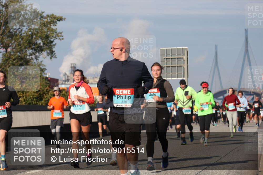 03.10.2025 - Köhlbrandbrückenlauf Luisa Fischer http://msf.ph/oto/9015514 03.10.2025 11:00:32 Position 3 53, 1446, 18, 1666 meine-sportfotos.de
