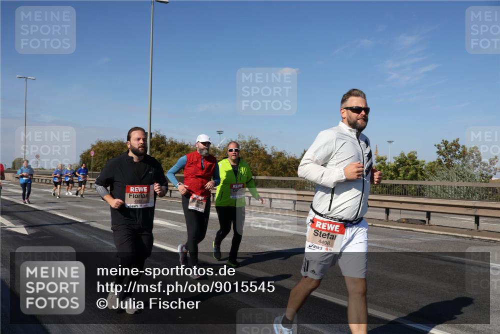 03.10.2025 - Köhlbrandbrückenlauf Julia Fischer http://msf.ph/oto/9015545 03.10.2025 13:13:48 Position 3 4767, 4498 meine-sportfotos.de