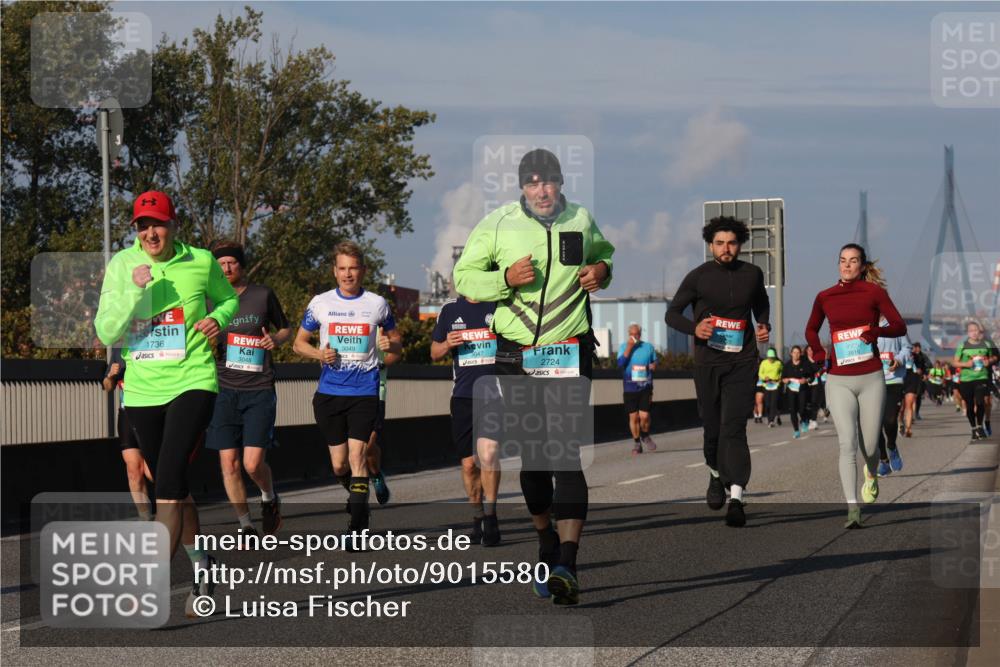 03.10.2025 - Köhlbrandbrückenlauf Luisa Fischer http://msf.ph/oto/9015580 03.10.2025 11:00:39 Position 3 1736, 3048, 3049, 2724, 3816 meine-sportfotos.de