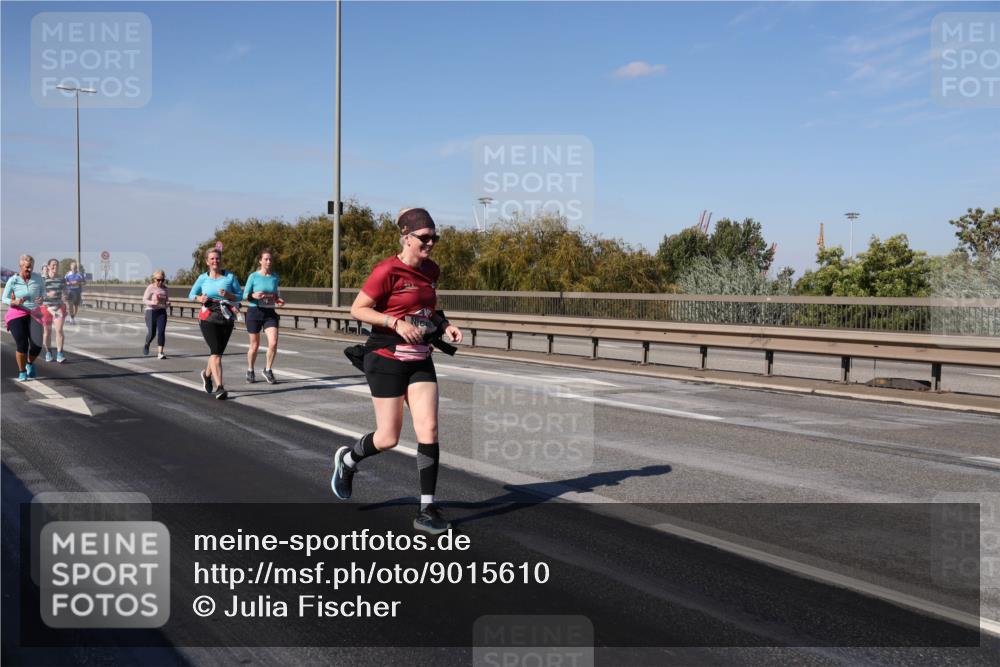 03.10.2025 - Köhlbrandbrückenlauf Julia Fischer http://msf.ph/oto/9015610 03.10.2025 13:13:59 Position 3  meine-sportfotos.de