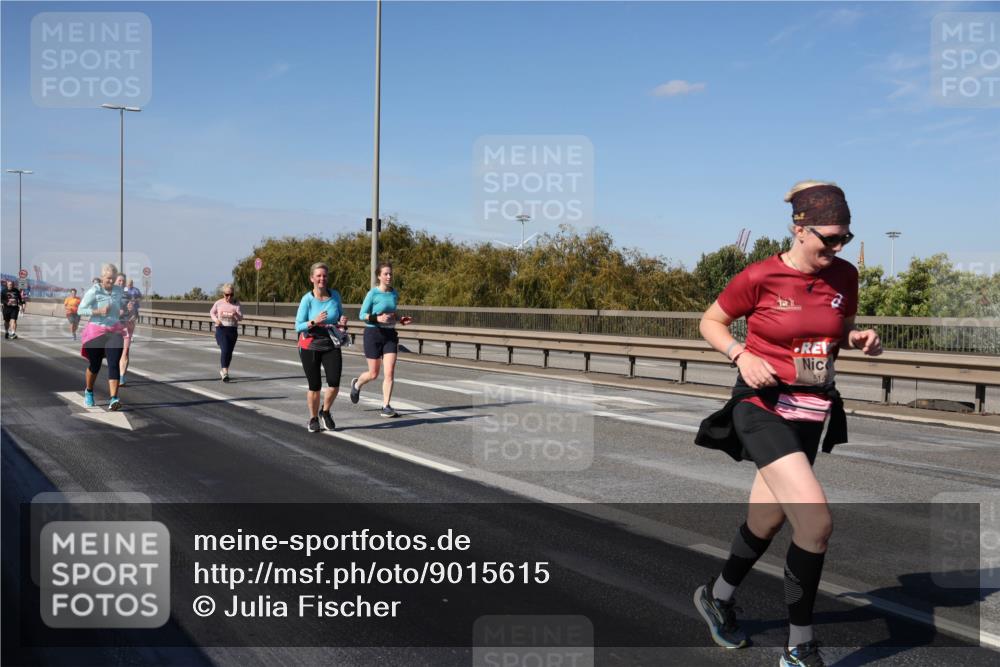 03.10.2025 - Köhlbrandbrückenlauf Julia Fischer http://msf.ph/oto/9015615 03.10.2025 13:14:00 Position 3 514 meine-sportfotos.de