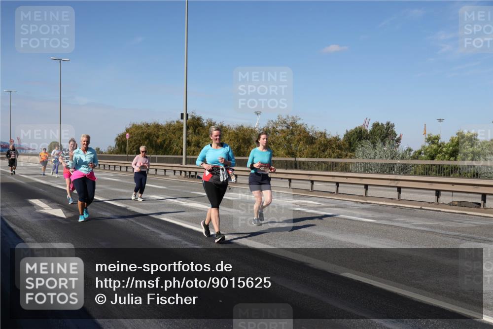03.10.2025 - Köhlbrandbrückenlauf Julia Fischer http://msf.ph/oto/9015625 03.10.2025 13:14:01 Position 3  meine-sportfotos.de
