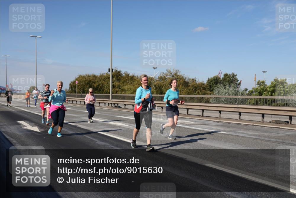 03.10.2025 - Köhlbrandbrückenlauf Julia Fischer http://msf.ph/oto/9015630 03.10.2025 13:14:02 Position 3  meine-sportfotos.de
