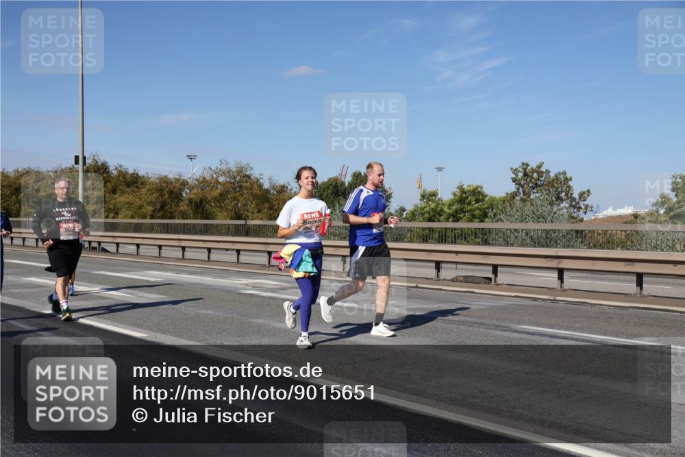 03.10.2025 - Köhlbrandbrückenlauf Julia Fischer http://msf.ph/oto/9015651 03.10.2025 13:14:12 Position 3  meine-sportfotos.de