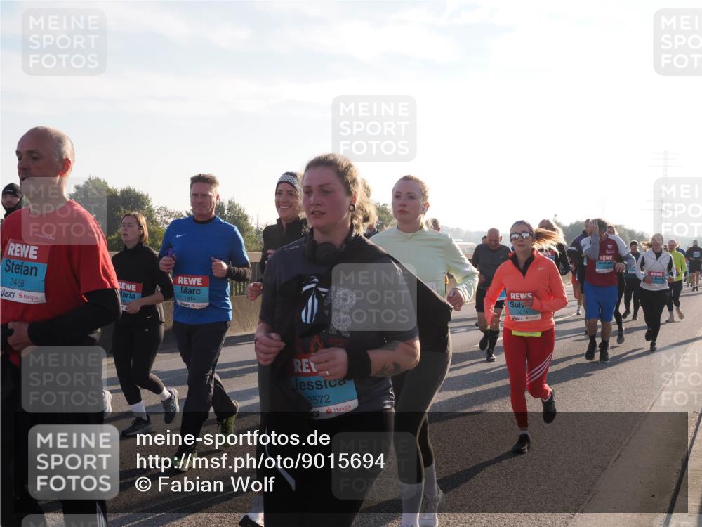 03.10.2025 - Köhlbrandbrückenlauf Fabian Wolf http://msf.ph/oto/9015694 03.10.2025 09:25:27 Position 3 2468, 16, 1814, 2572, 3074 meine-sportfotos.de