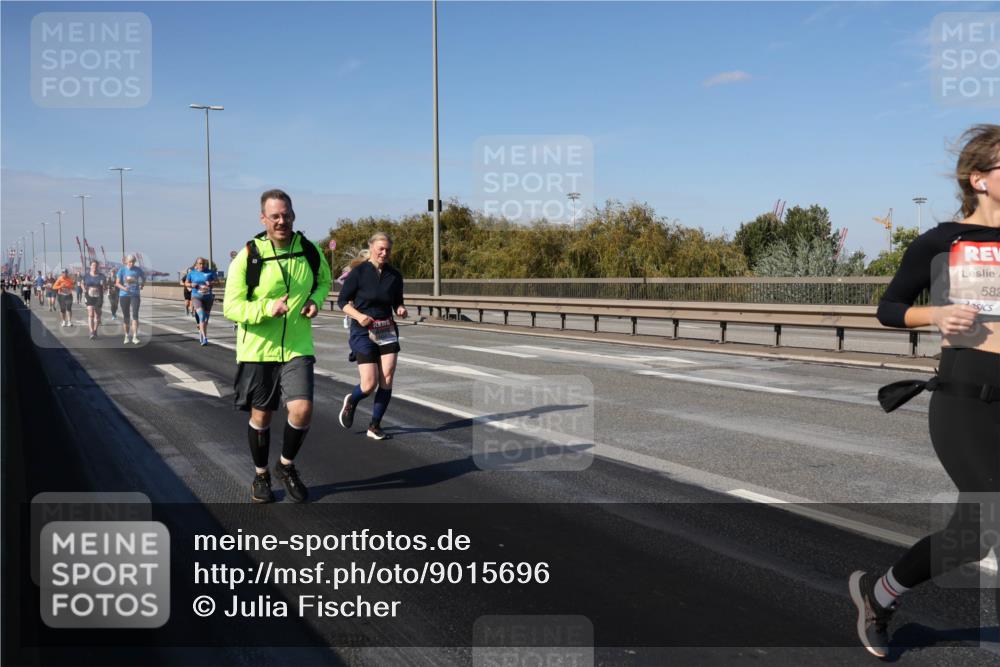 03.10.2025 - Köhlbrandbrückenlauf Julia Fischer http://msf.ph/oto/9015696 03.10.2025 13:14:28 Position 3 582 meine-sportfotos.de