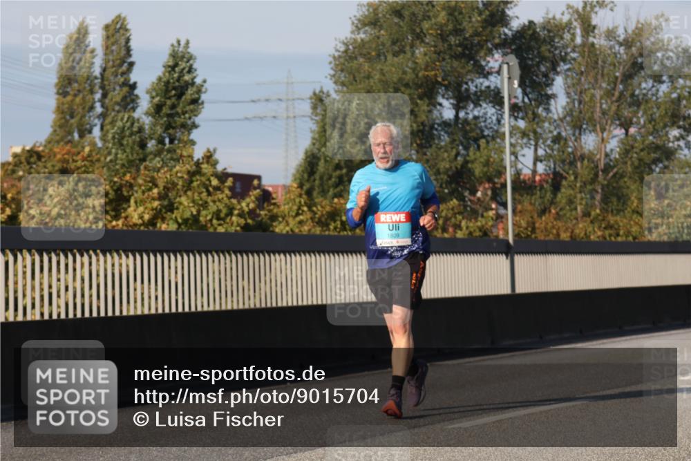 03.10.2025 - Köhlbrandbrückenlauf Luisa Fischer http://msf.ph/oto/9015704 03.10.2025 11:00:50 Position 3 1809 meine-sportfotos.de