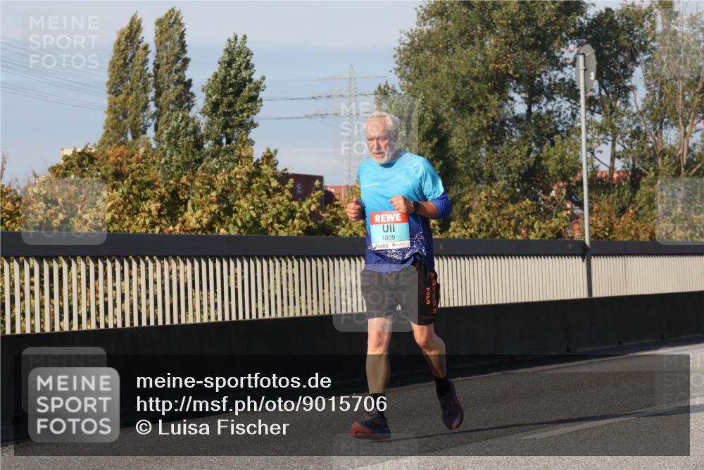 03.10.2025 - Köhlbrandbrückenlauf Luisa Fischer http://msf.ph/oto/9015706 03.10.2025 11:00:50 Position 3 1809 meine-sportfotos.de