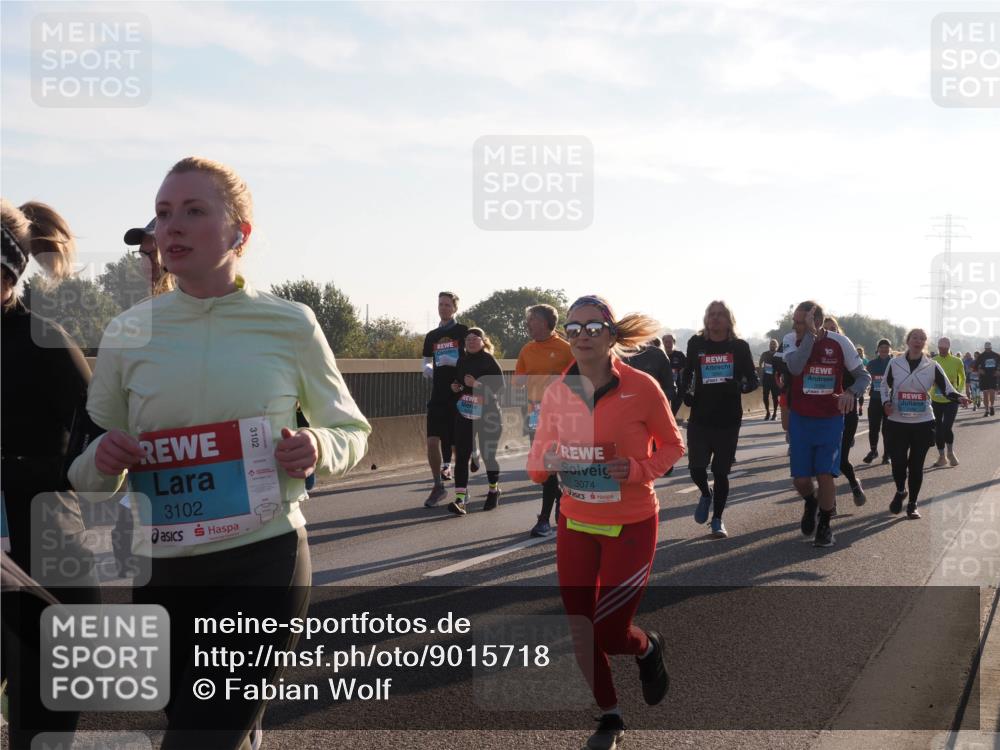 03.10.2025 - Köhlbrandbrückenlauf Fabian Wolf http://msf.ph/oto/9015718 03.10.2025 09:25:28 Position 3 3102, 3102, 3074, 10 meine-sportfotos.de