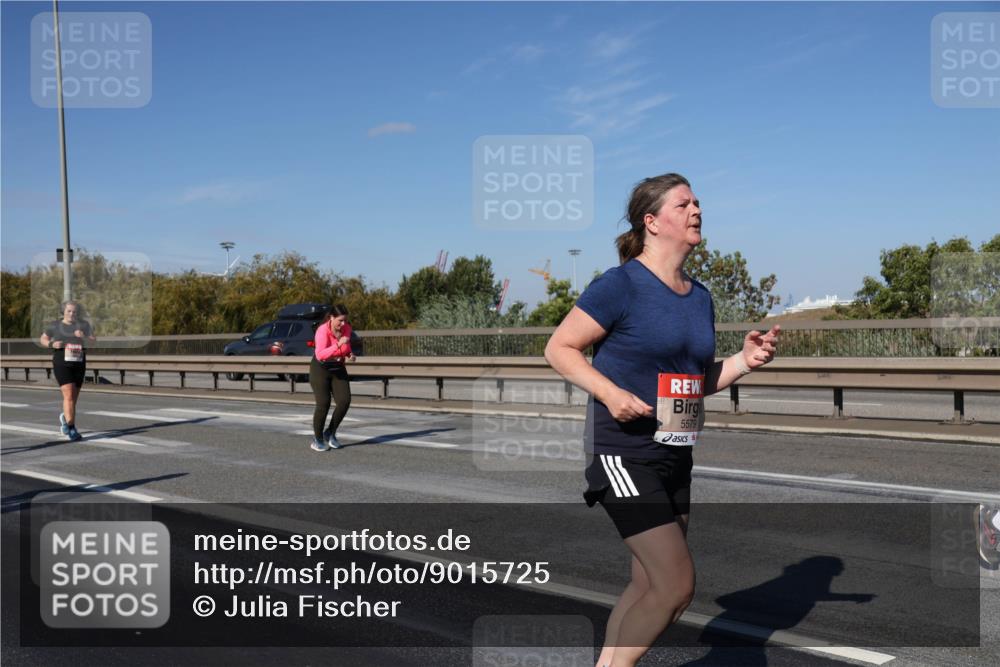 03.10.2025 - Köhlbrandbrückenlauf Julia Fischer http://msf.ph/oto/9015725 03.10.2025 13:14:38 Position 3 5579 meine-sportfotos.de