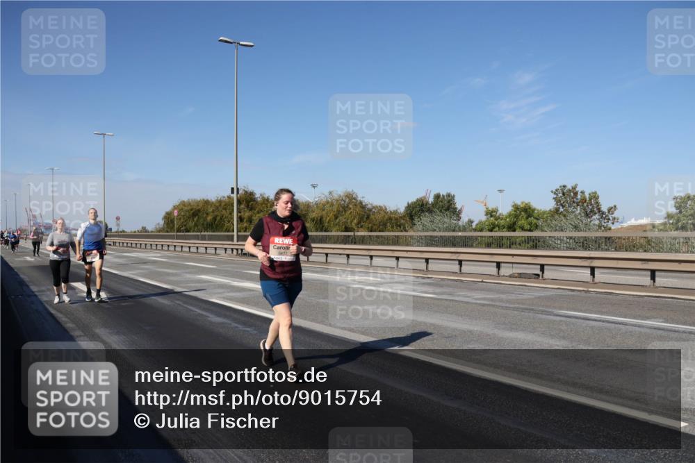 03.10.2025 - Köhlbrandbrückenlauf Julia Fischer http://msf.ph/oto/9015754 03.10.2025 13:14:47 Position 3 5437 meine-sportfotos.de