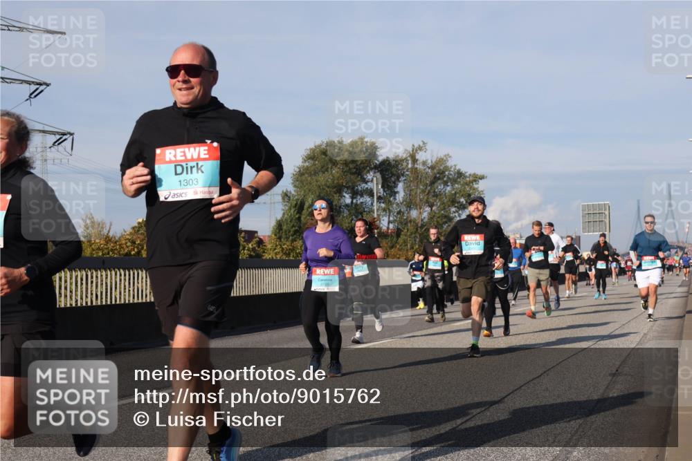03.10.2025 - Köhlbrandbrückenlauf Luisa Fischer http://msf.ph/oto/9015762 03.10.2025 11:00:56 Position 3 1303, 3726 meine-sportfotos.de