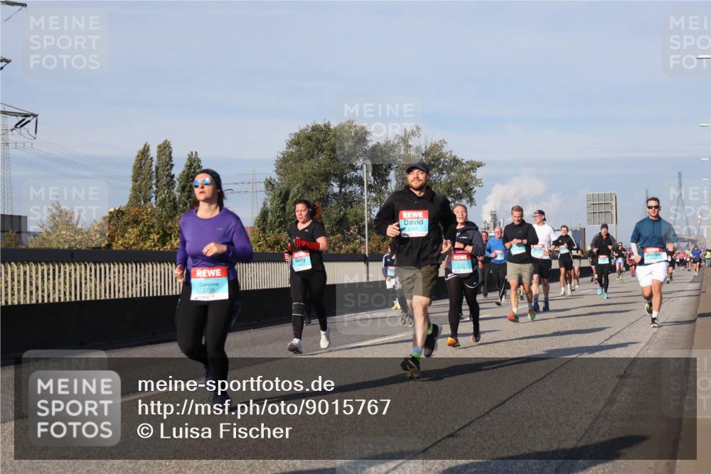 03.10.2025 - Köhlbrandbrückenlauf Luisa Fischer http://msf.ph/oto/9015767 03.10.2025 11:00:57 Position 3 3726 meine-sportfotos.de
