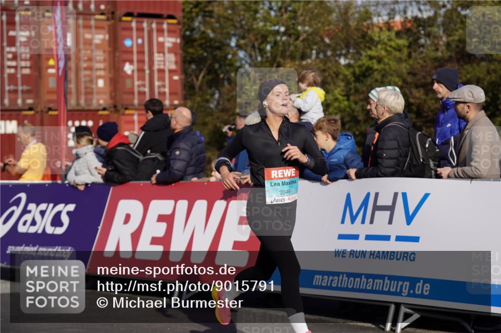 03.10.2025 - Köhlbrandbrückenlauf Michael Burmester http://msf.ph/oto/9015791 03.10.2025 10:15:17 Ziel 1337, 1637, 1691, 1754, 1761, 1905, 2046, 2707, 2719, 3482, 3515, 3596, 3792 meine-sportfotos.de