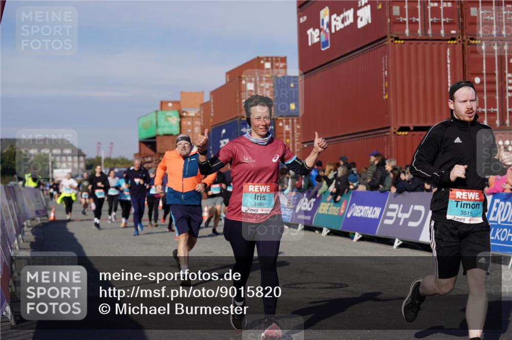 03.10.2025 - Köhlbrandbrückenlauf Michael Burmester http://msf.ph/oto/9015820 03.10.2025 10:15:19 Ziel 1337, 1637, 1666, 1691, 1754, 1761, 1779, 1903, 1905, 2046, 2079, 2707, 2719, 2953, 3482, 3515, 3596, 3773, 3792 meine-sportfotos.de