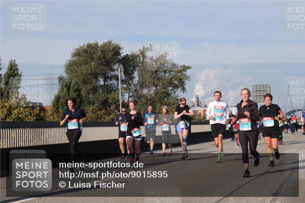 03.10.2025 - Köhlbrandbrückenlauf Luisa Fischer http://msf.ph/oto/9015895 03.10.2025 11:01:08 Position 3 1720 meine-sportfotos.de