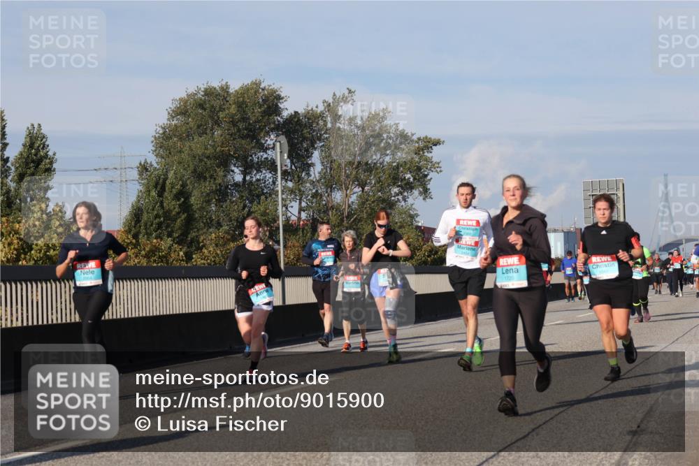03.10.2025 - Köhlbrandbrückenlauf Luisa Fischer http://msf.ph/oto/9015900 03.10.2025 11:01:09 Position 3 2454, 1720 meine-sportfotos.de