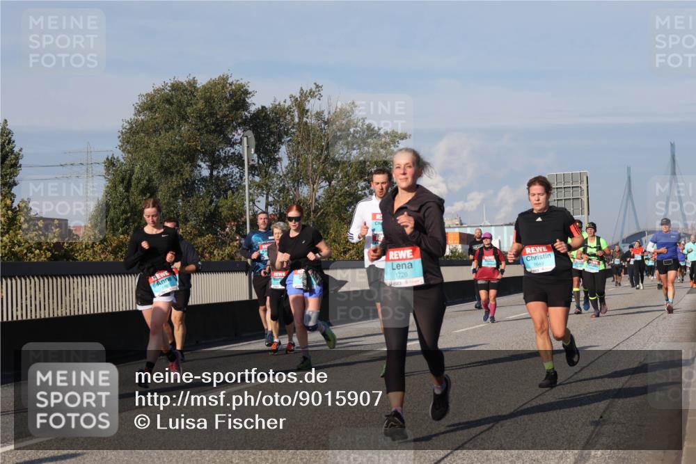 03.10.2025 - Köhlbrandbrückenlauf Luisa Fischer http://msf.ph/oto/9015907 03.10.2025 11:01:10 Position 3 1720, 1649 meine-sportfotos.de