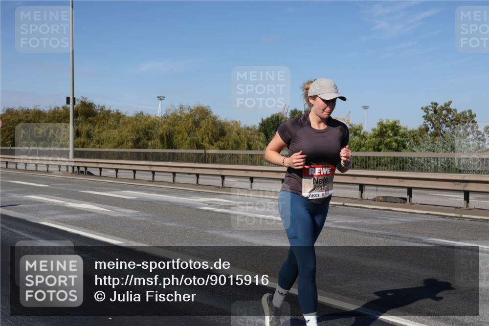 03.10.2025 - Köhlbrandbrückenlauf Julia Fischer http://msf.ph/oto/9015916 03.10.2025 13:15:34 Position 3 5367 meine-sportfotos.de