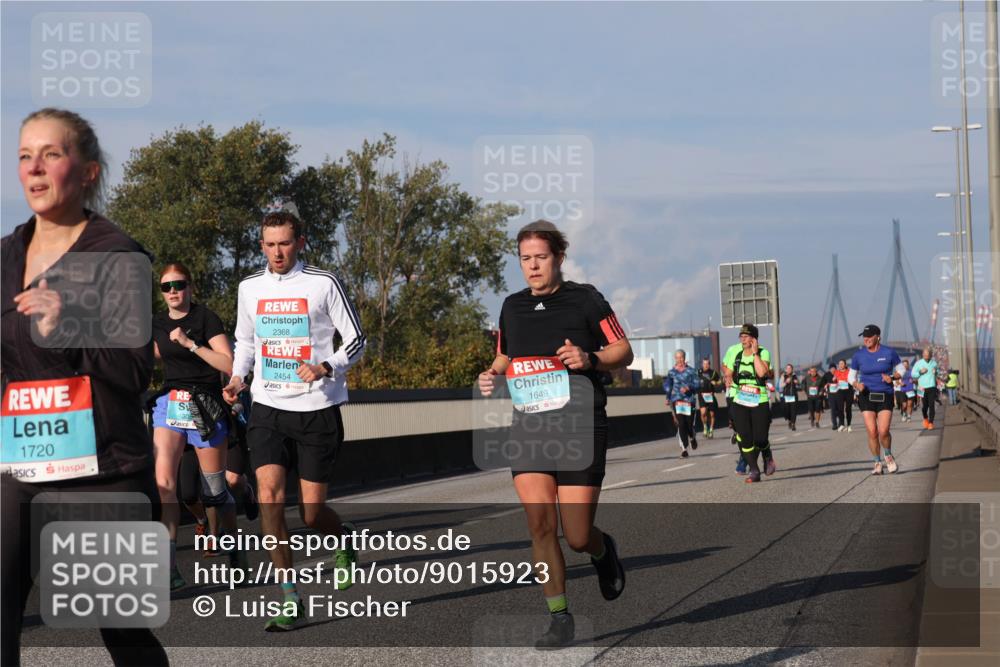 03.10.2025 - Köhlbrandbrückenlauf Luisa Fischer http://msf.ph/oto/9015923 03.10.2025 11:01:11 Position 3 308, 1720, 2368, 2454, 1649 meine-sportfotos.de