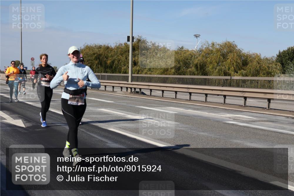 03.10.2025 - Köhlbrandbrückenlauf Julia Fischer http://msf.ph/oto/9015924 03.10.2025 13:15:38 Position 3 6741 meine-sportfotos.de