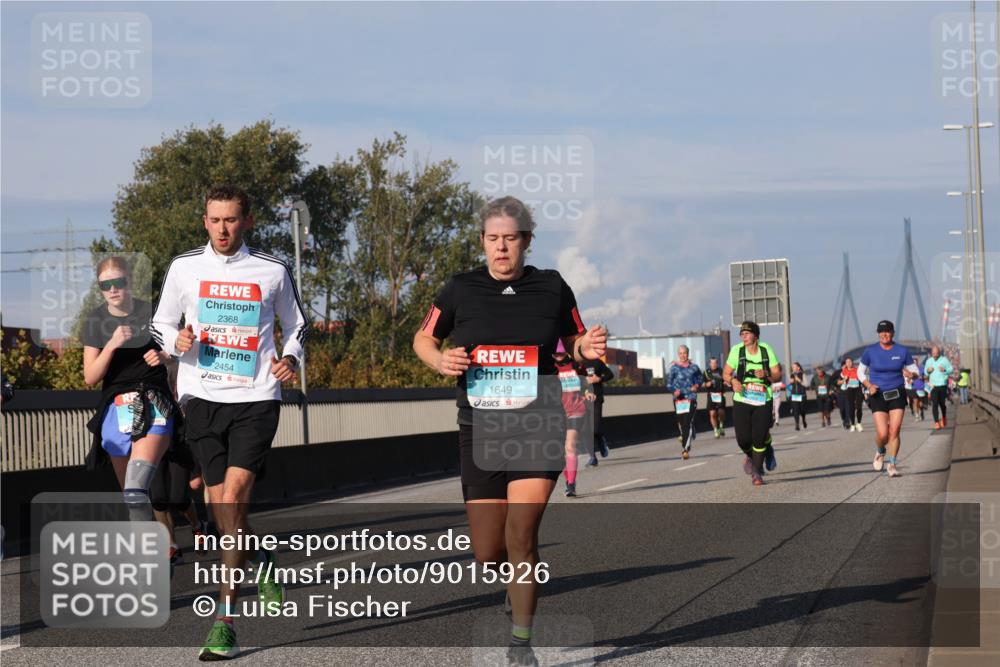 03.10.2025 - Köhlbrandbrückenlauf Luisa Fischer http://msf.ph/oto/9015926 03.10.2025 11:01:11 Position 3 2368, 2454, 1649 meine-sportfotos.de