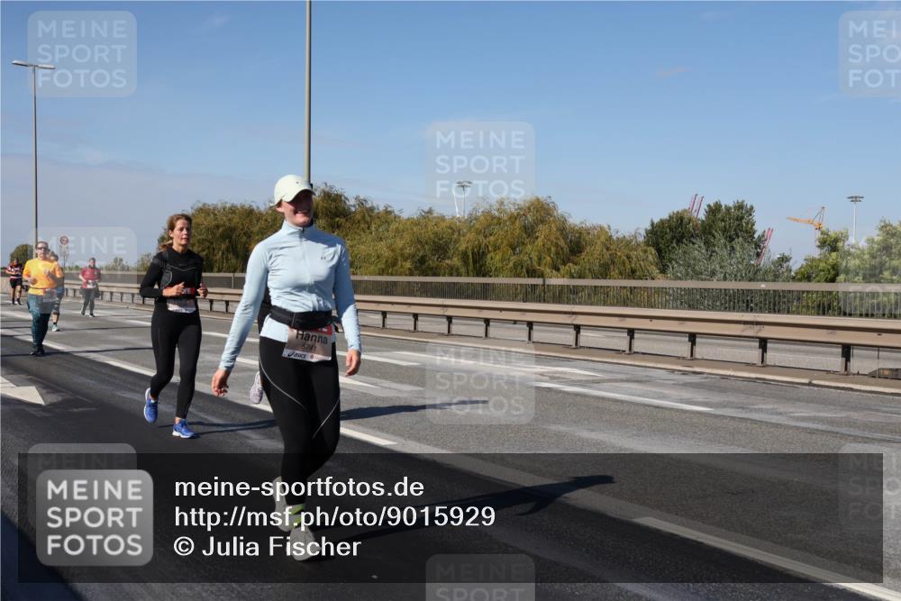 03.10.2025 - Köhlbrandbrückenlauf Julia Fischer http://msf.ph/oto/9015929 03.10.2025 13:15:39 Position 3 5741 meine-sportfotos.de