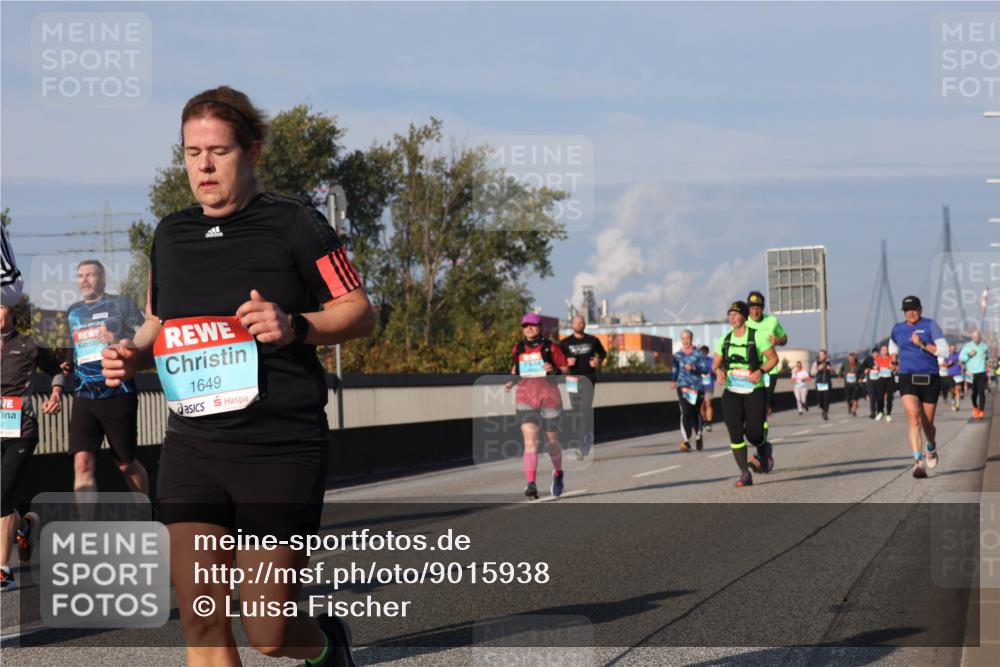 03.10.2025 - Köhlbrandbrückenlauf Luisa Fischer http://msf.ph/oto/9015938 03.10.2025 11:01:12 Position 3 1649 meine-sportfotos.de